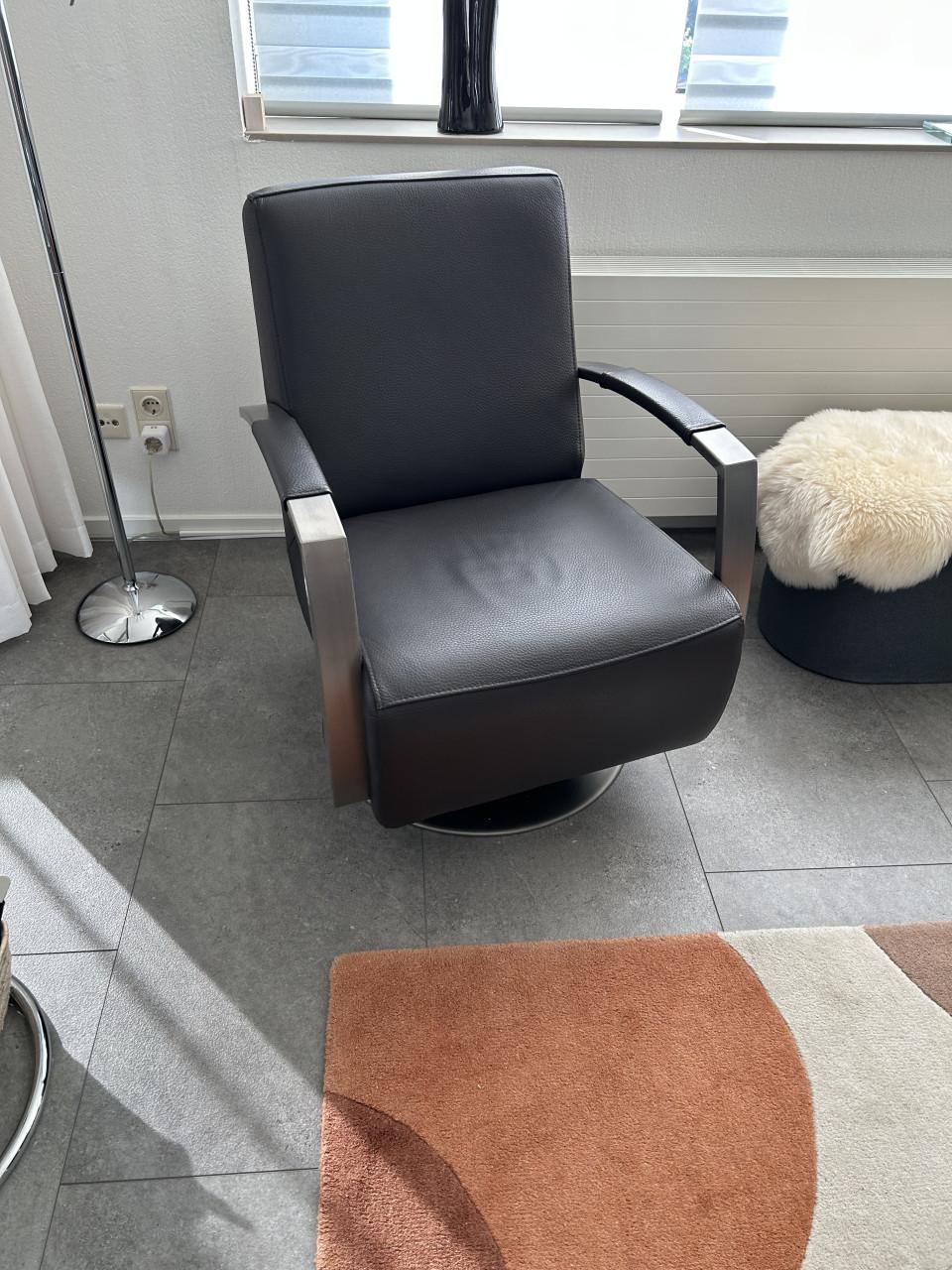 2 Draai fauteuils (Leer)