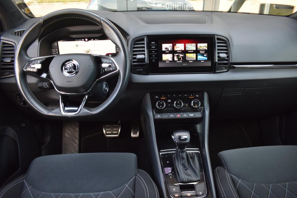 Skoda Karoq 1.5 tsi act sportline | trekhaak | steel grey | adaptieve cruis