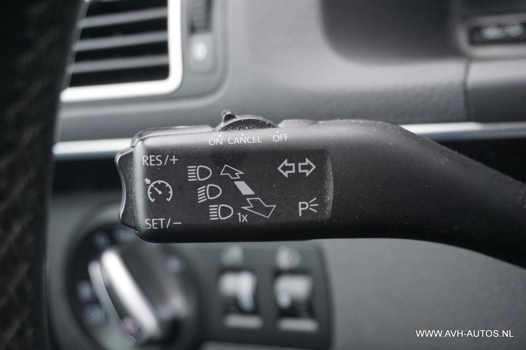 Volkswagen Touran 1.4 tsi highline automaat