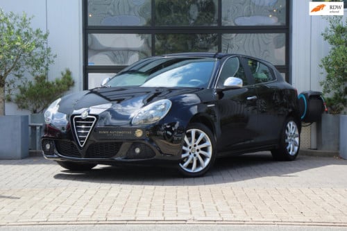 Alfa Romeo Giulietta 1.4 t turbo turismo - leder - cruise - clima - stoel v