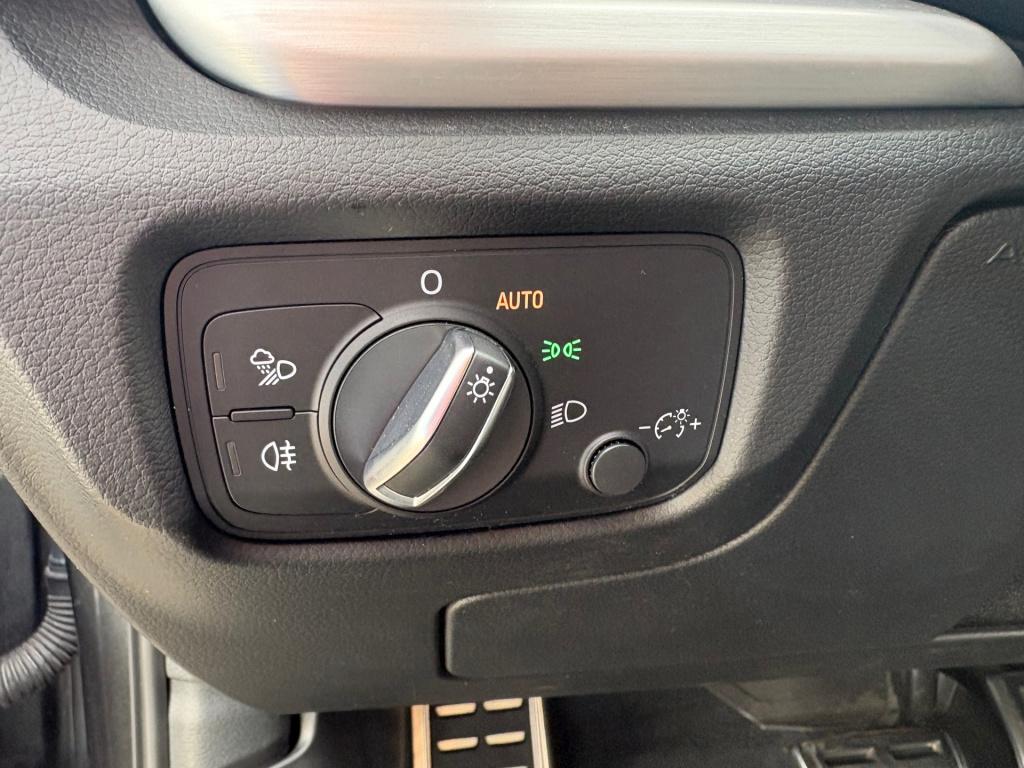 Audi A3 sportback 1.4 tfsi cod sport s line edition