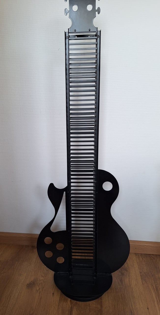 Cd rek gitaarvorm (Gereserveerd)