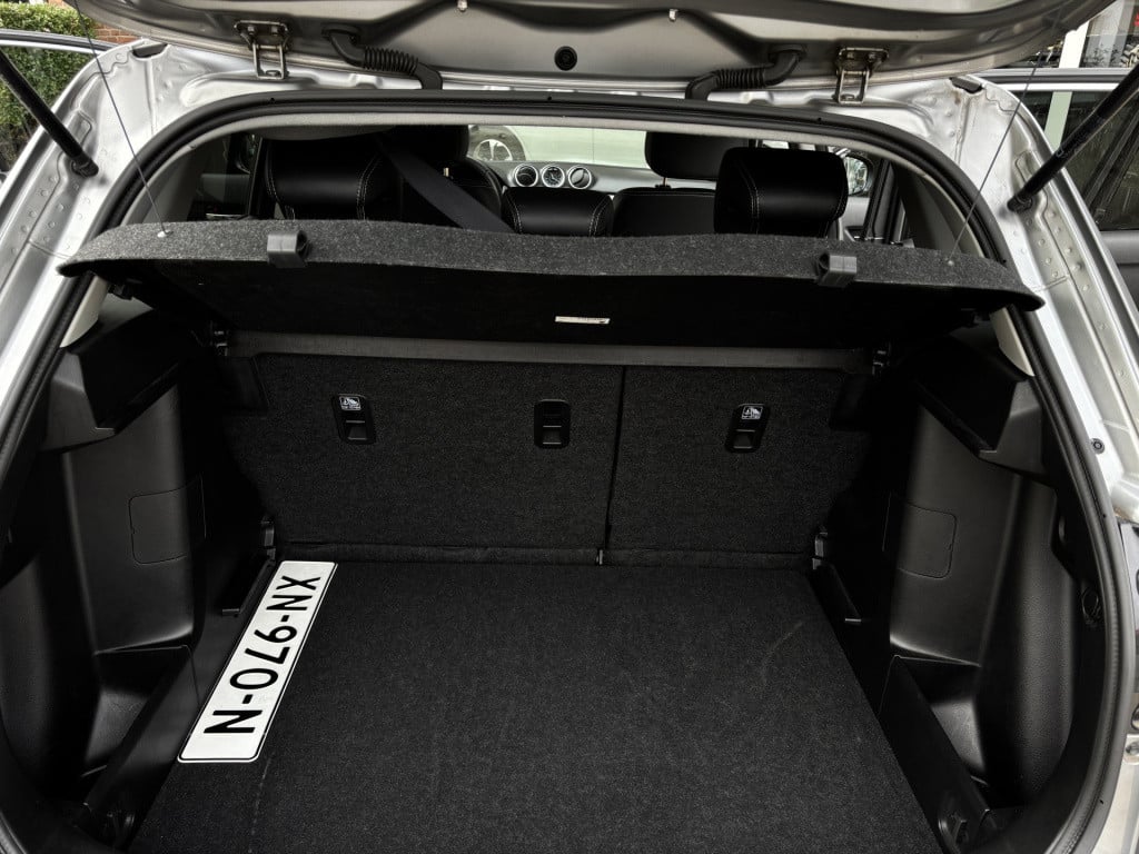 Suzuki Vitara automaat 1.6 high executive/ trekhaak