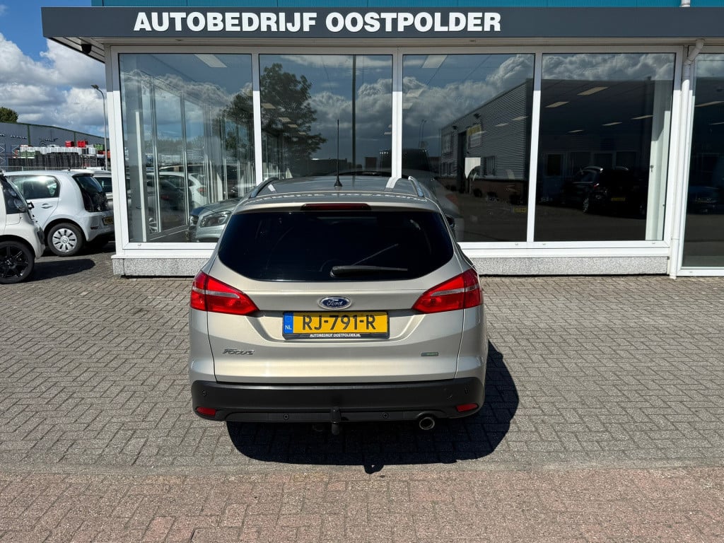 Ford Focus wagon 1.5 titanium edition