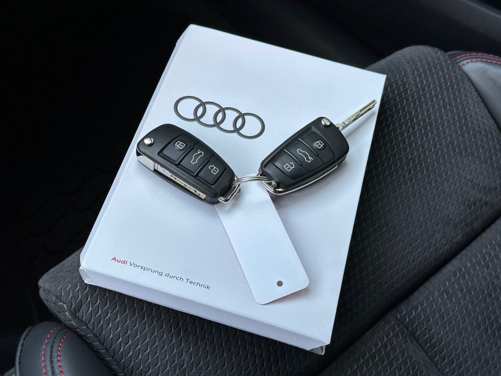 Audi Q3 sportback 45 tfsi e s-line | zwart optiek | camera | keyless | adap