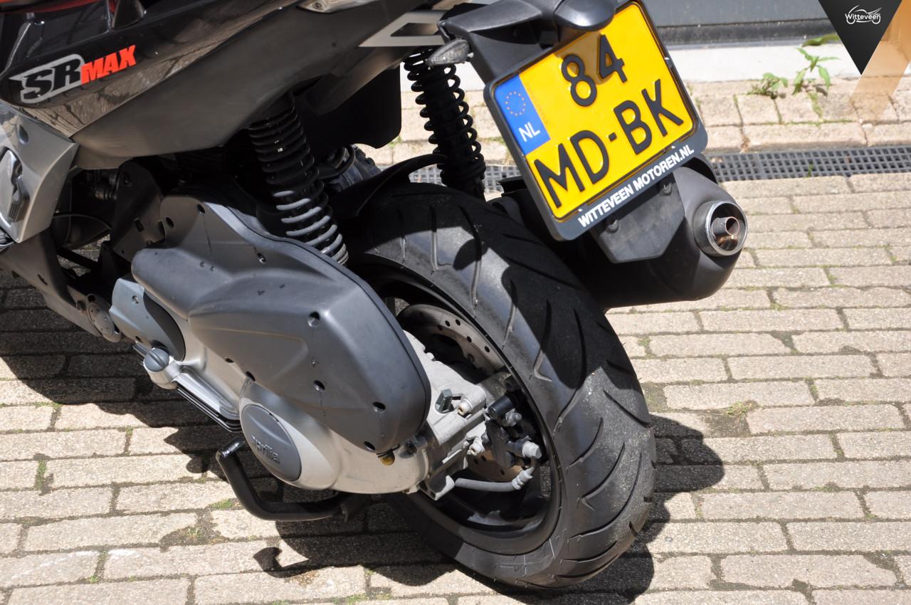 Aprilia SR Max 300 Rappe motorscooter!