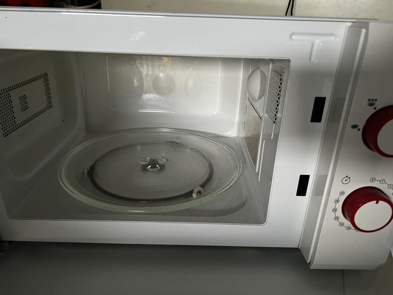 Moulinex MO 20 MSWH - Magnetron