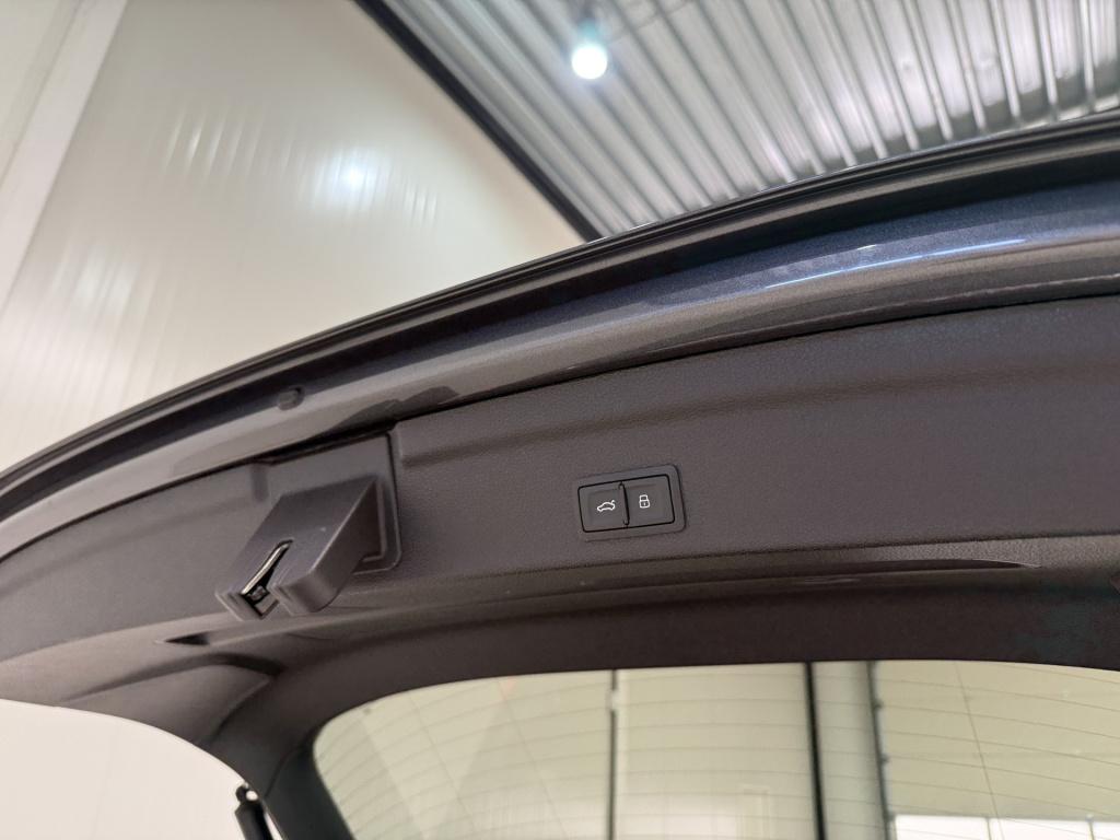 Audi Q3 sportback 45 tfsi e 245pk s edition | leder | camera | keyless