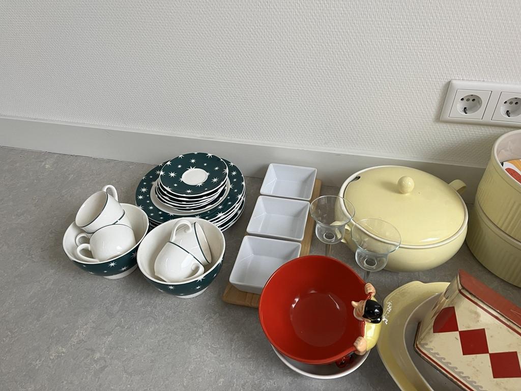 Verzameling serviesgoed jaren 50-60