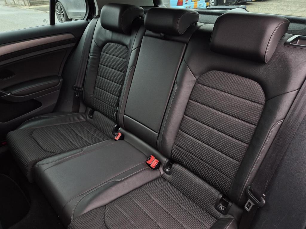 Volkswagen Golf 1.2 tsi comfortline / keyless / massagestoel / schuifdak / 