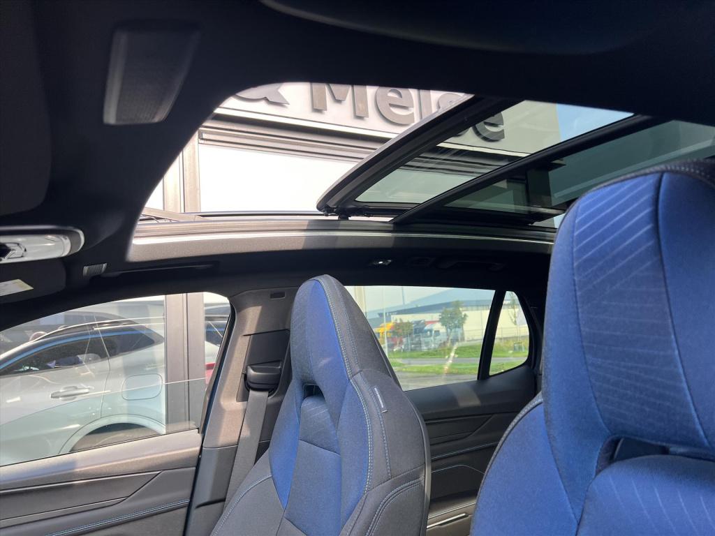 Lynk & Co 01 1.5 261pk phev 7dcth , panodak , adaptive cc , carplay