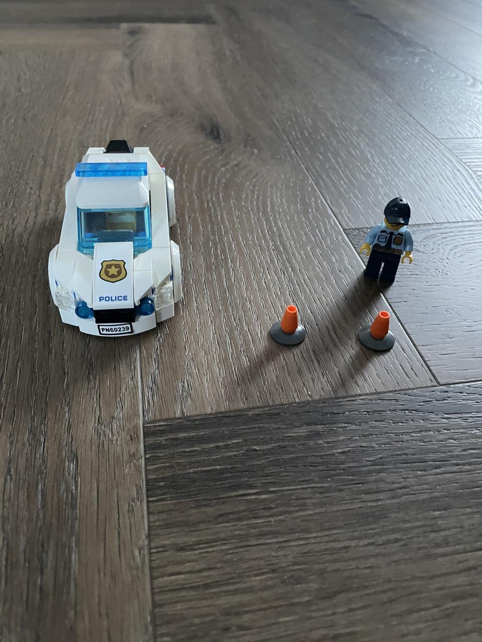 Lego City: Politiepatrouille auto 60239