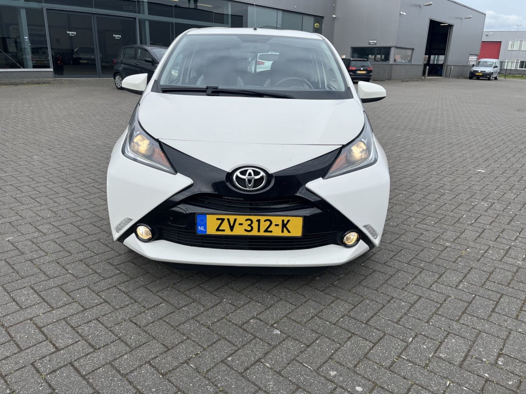 Toyota Aygo 1.0 vvt-i x-wave
