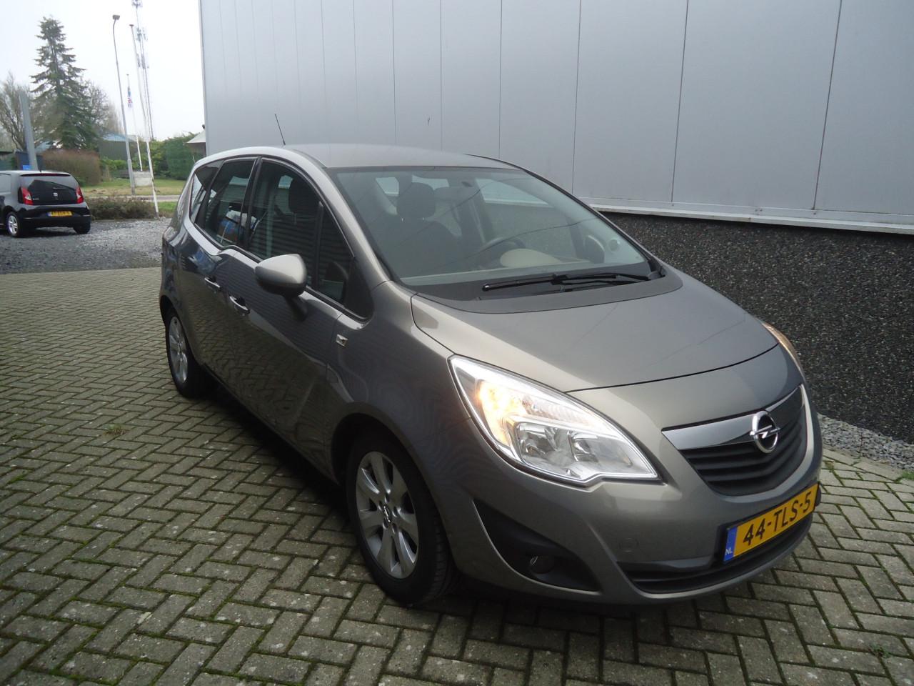 OPEL MERIVA 1.4 TURBO 120PK COSMO
