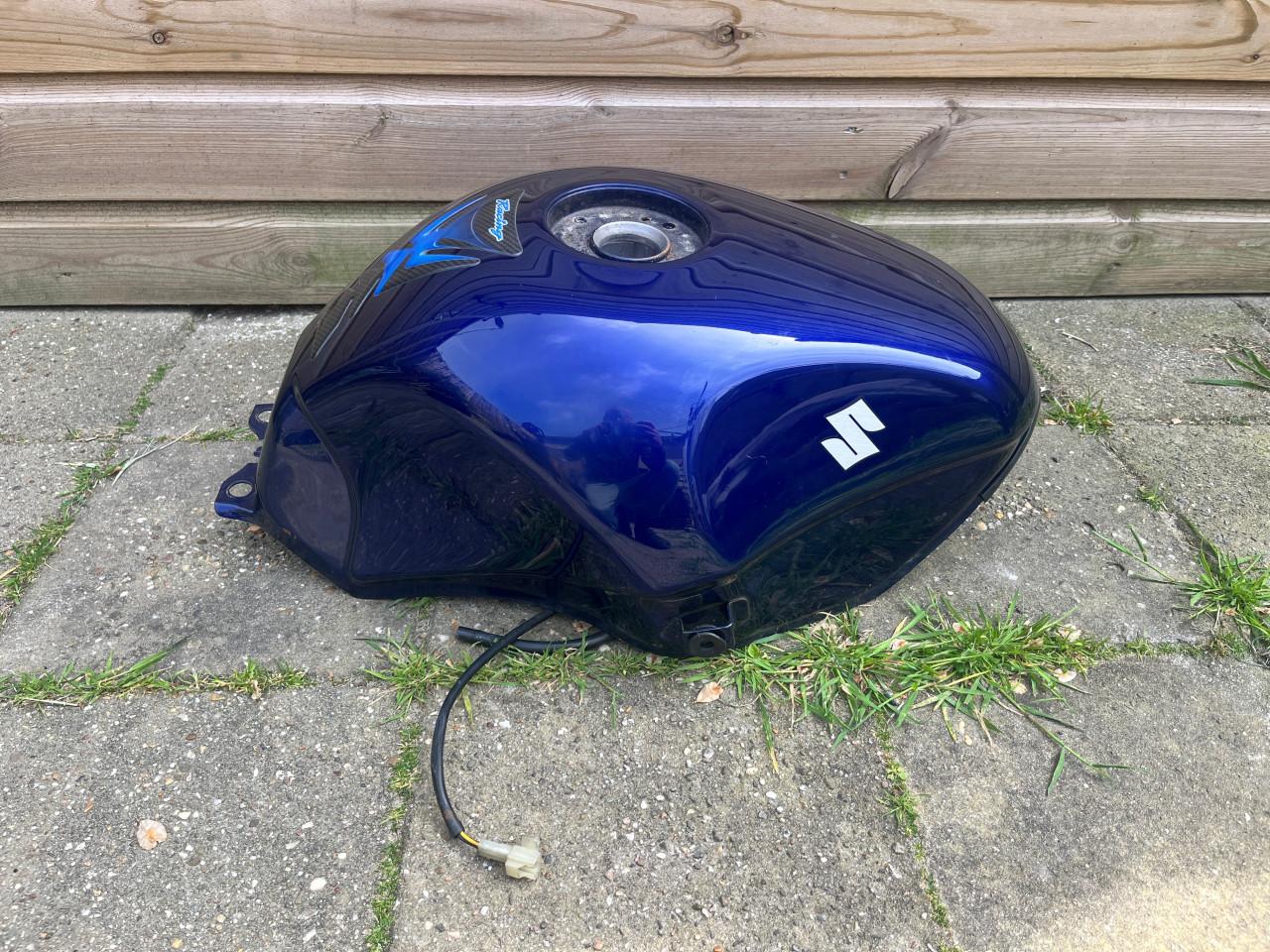 Benzinetank GSX 750 F