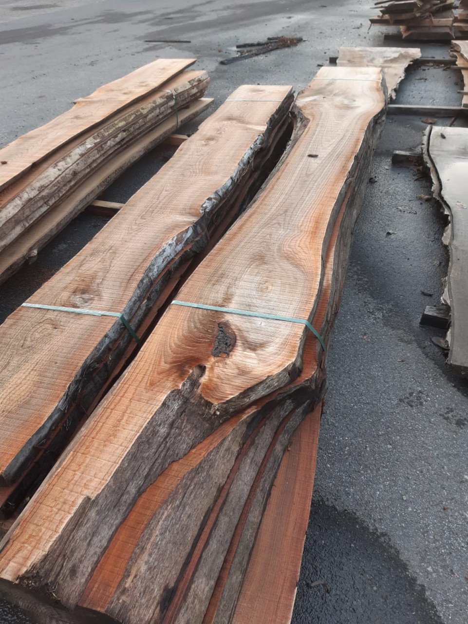 BOOMSTAM tafels planken tafelbladen decoratie badkamer keuken wandplanken