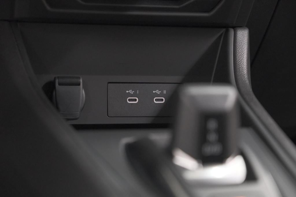 Renault Captur 1.8 e-tech full hybrid 160 techno | camera | adaptieve cruis