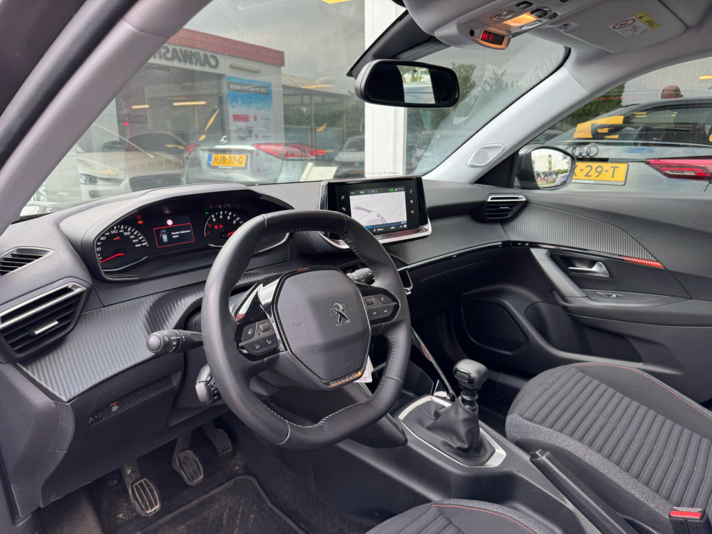 Peugeot 2008 1.2 puretech active