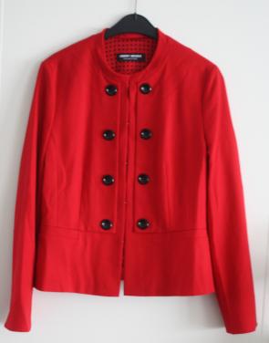 Rood jasje  maat 46
