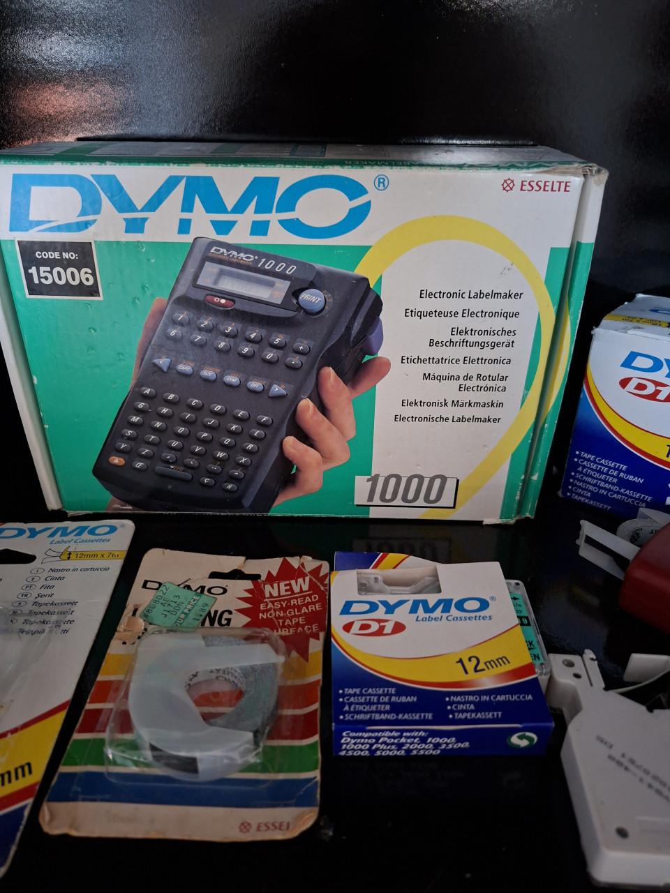 Dymo labelmakers (heel veel, zie de foto's)
