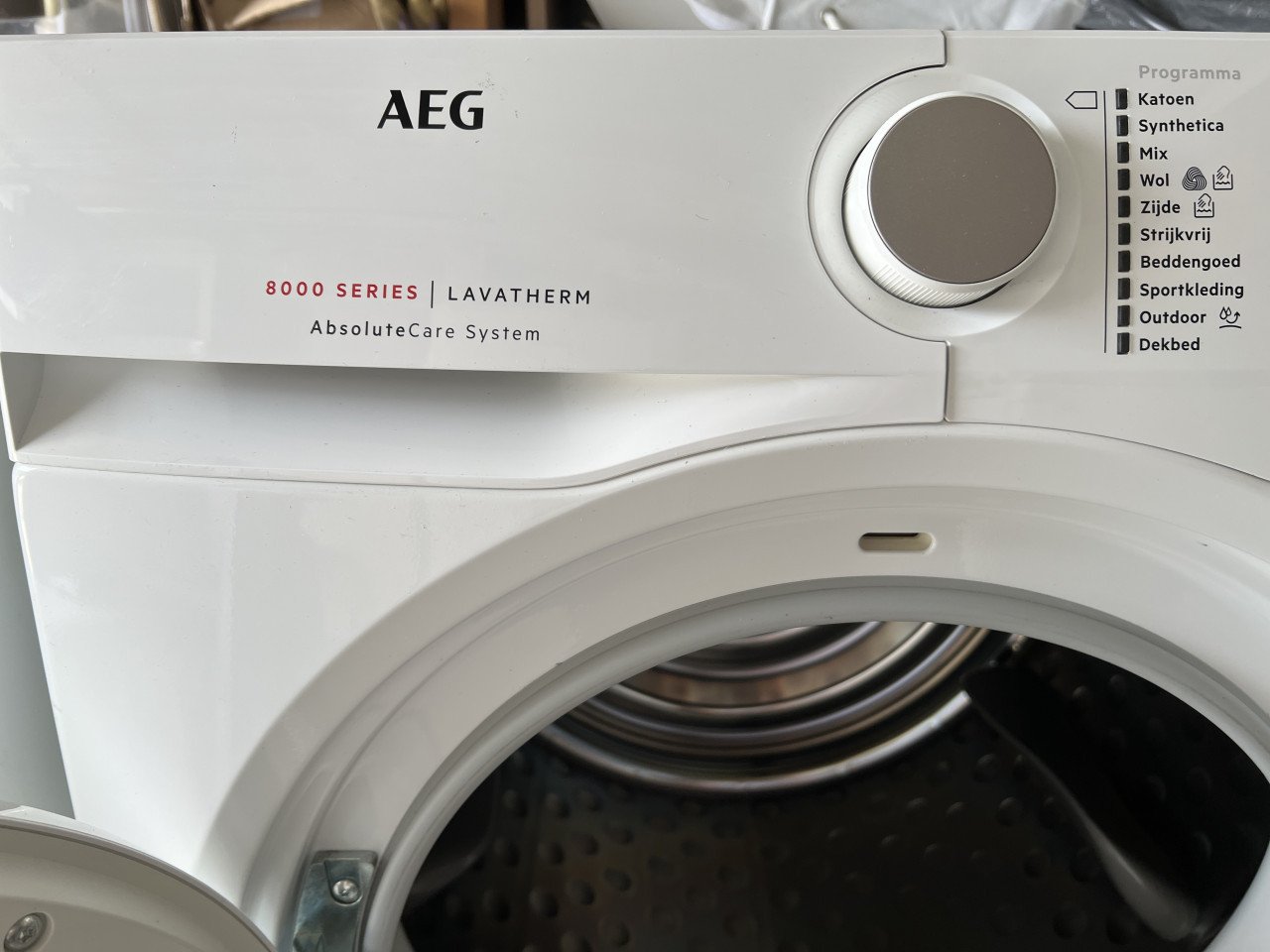 AEG T8DB84GW 8000 serie AbsoluteCare Warmtepompdroger 8 kg. Trommel