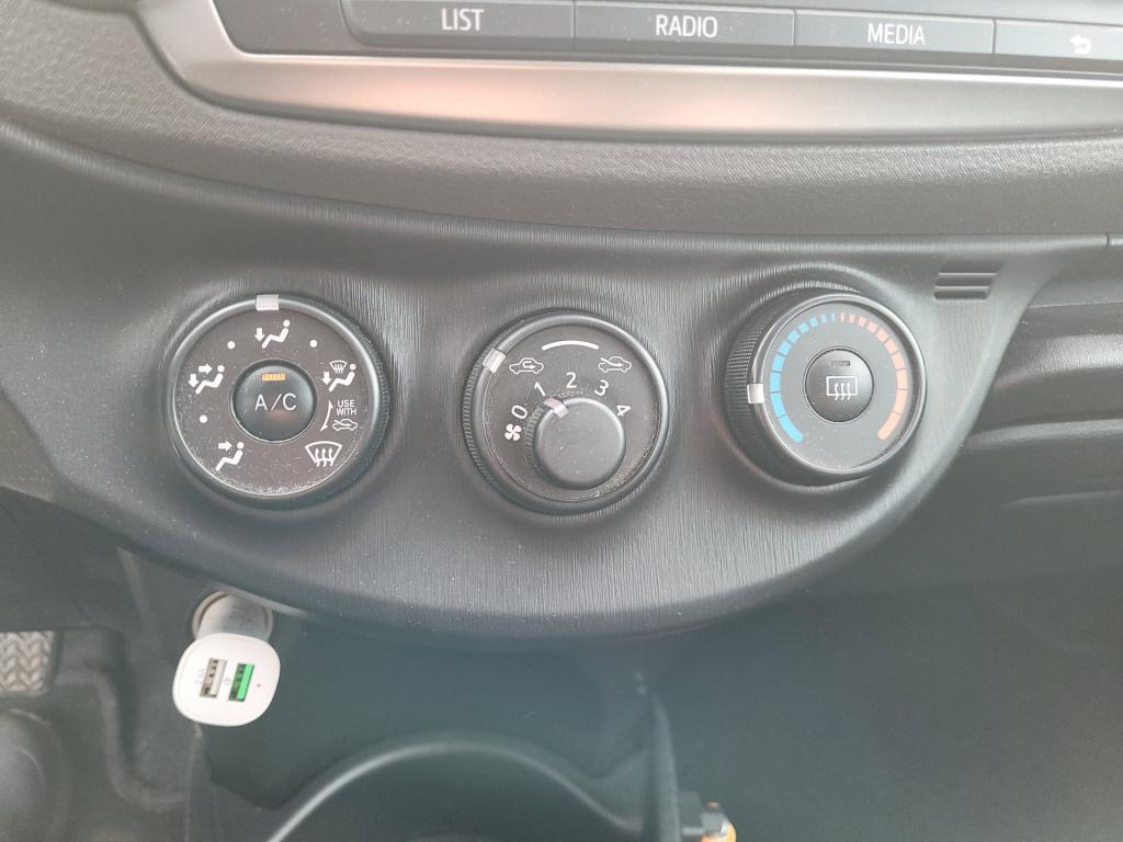 Toyota Yaris 1.3 vvt-i now
