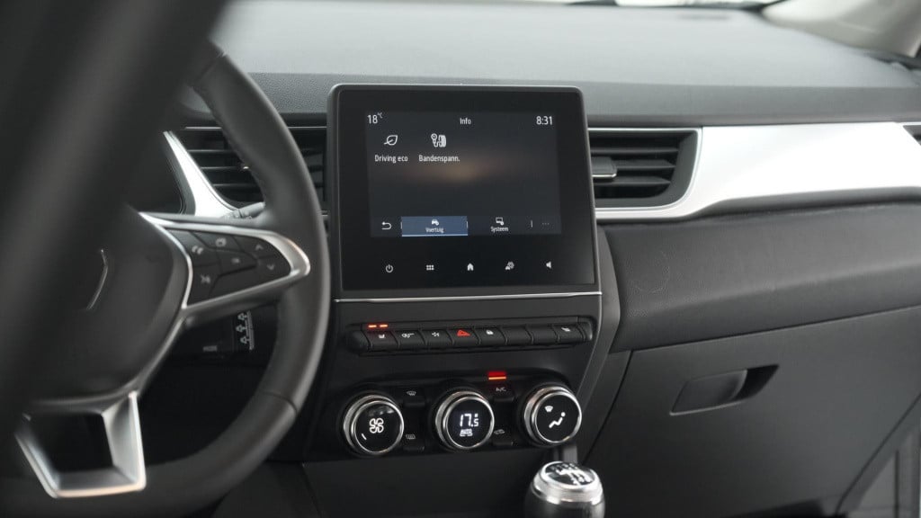 Renault Captur tce 90 techno | camera | navigatie | pack winter | apple car