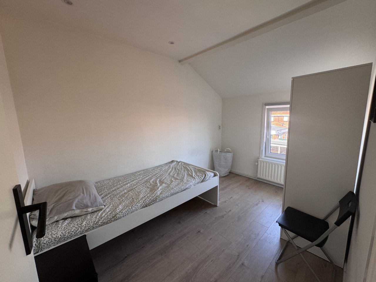 Instapklare gemeubileerde eengezinswoning met tuin en 3 slaapkamers