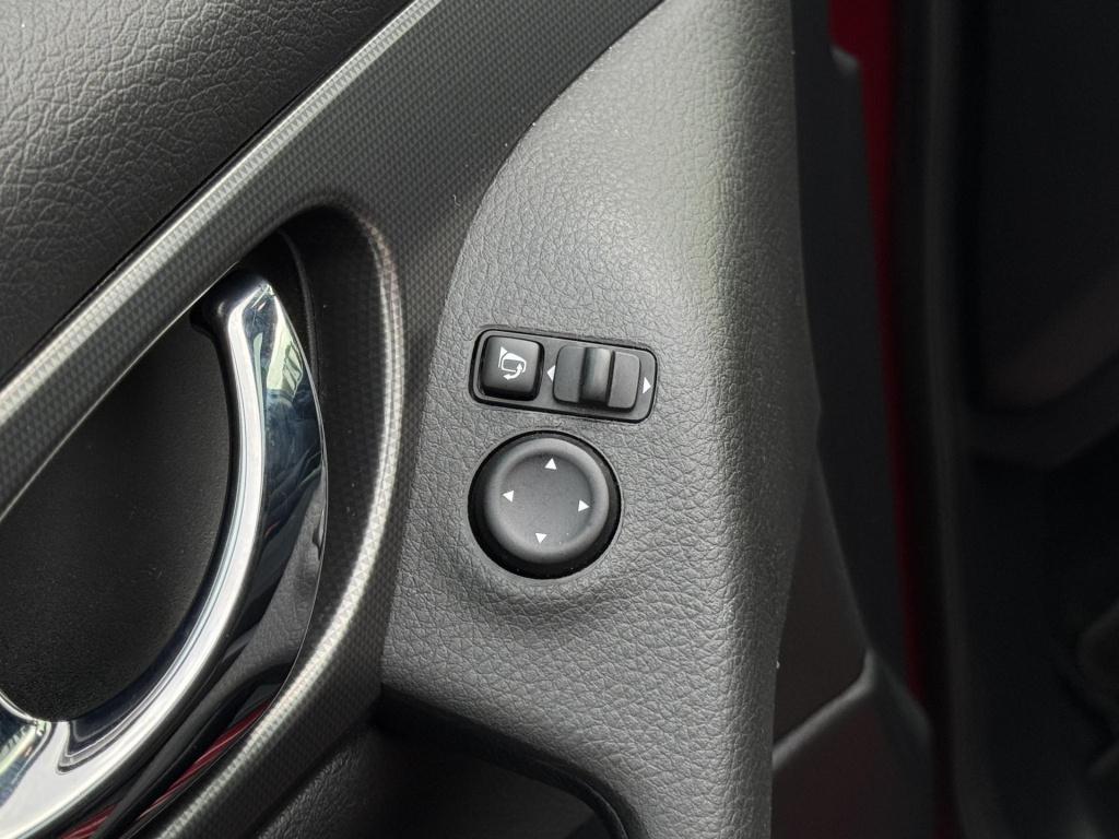 Nissan Qashqai 1.2 n-connecta design pack | trekhaak | navigatie | 360° cam