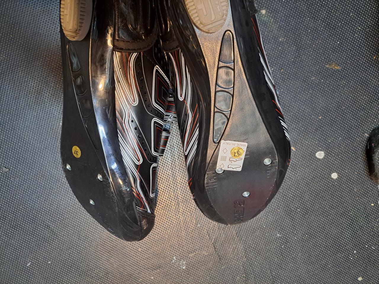 Racefietsschoenen 37 + 41