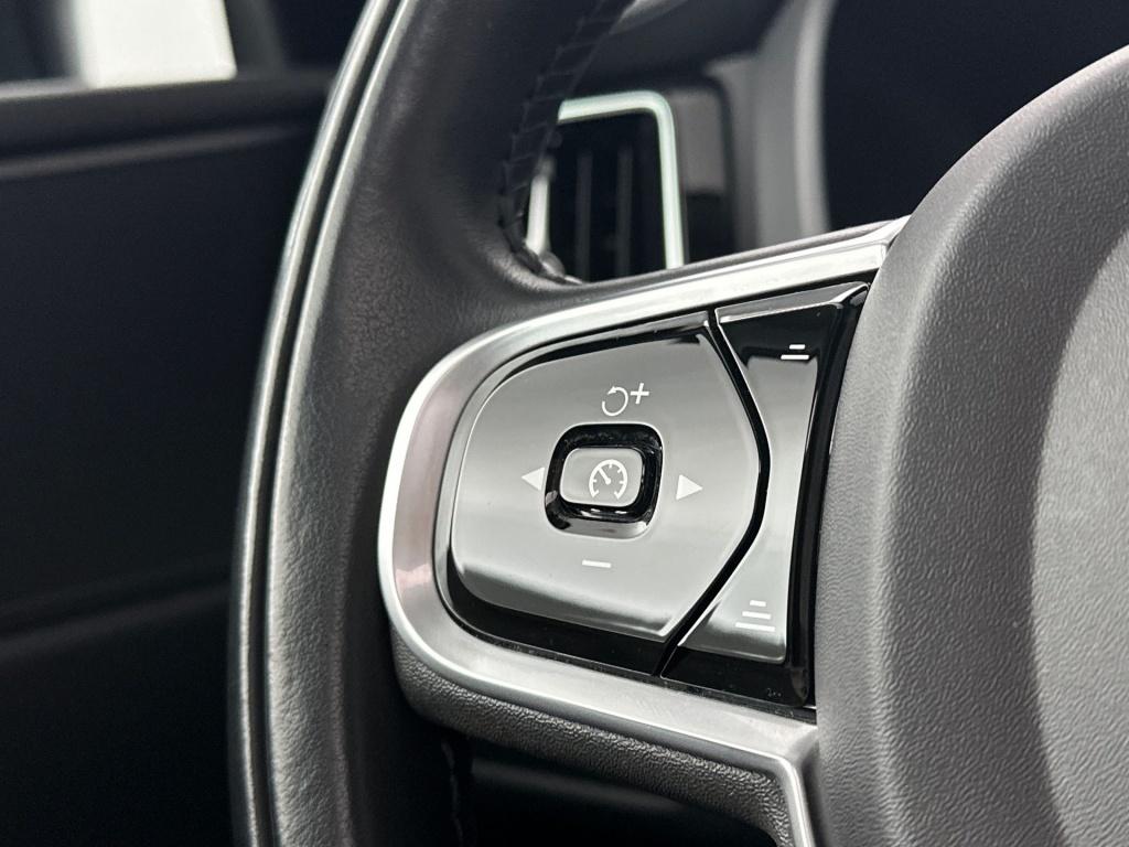 Volvo XC60 t6 340pk recharge r-design| trekhaak| pano| camera| adap.cruise