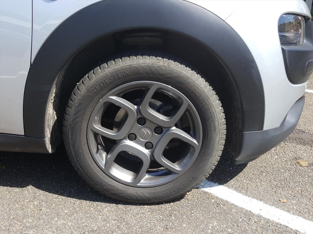 Citroen C4 Cactus vti 82pk airdream shine etg5 automaat navigatie | trekhaa