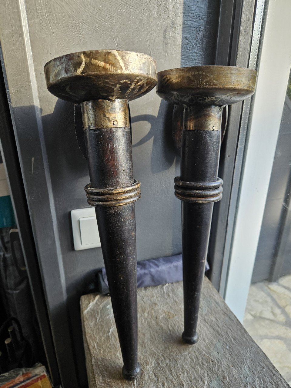2 grote prachtige vintage tuin/wandfakkels voor buitendecoratie...