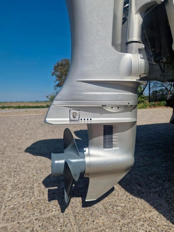 Honda 20 pk langstaart met tilt assist! Knuppel en kabels