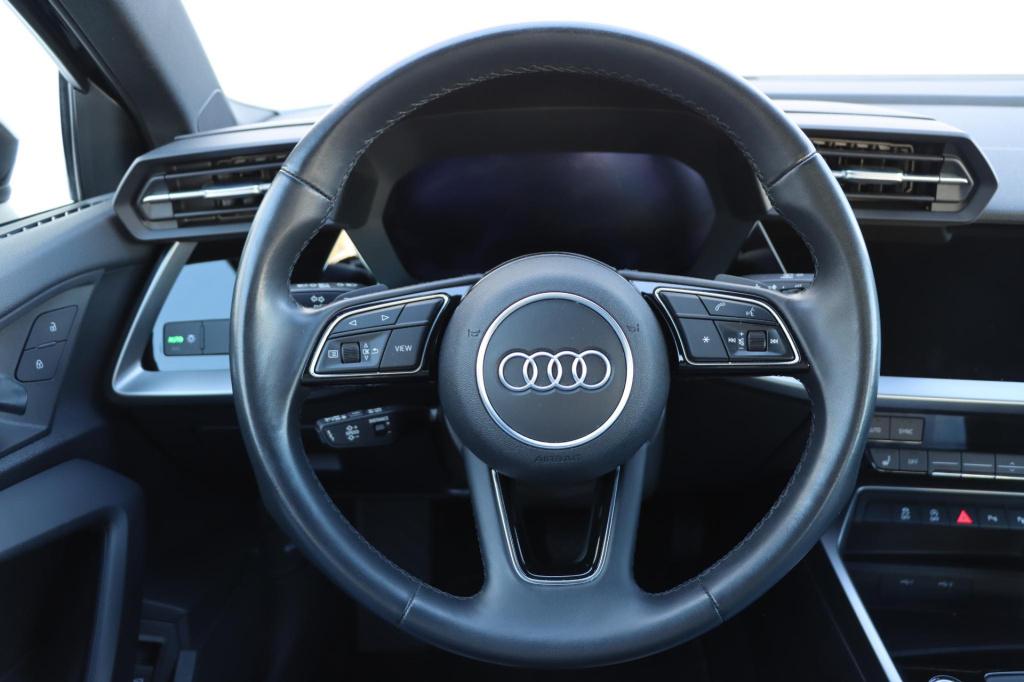 Audi A3 limousine 35 tfsi s-line edition 150pk s-tronic