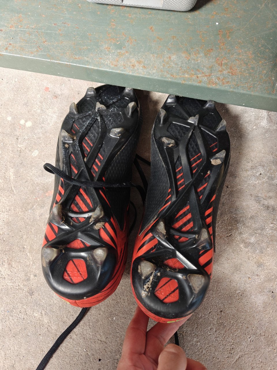 Adidas voetbalschoenen maat 42