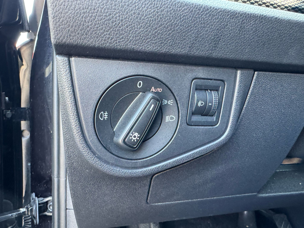 Volkswagen Polo 1.0 tsi life edition