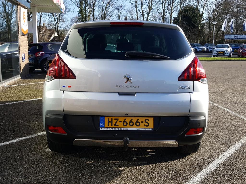 Peugeot 3008 style 1.2pt-130pk trekhaak | navigatie | cruise & climate cont