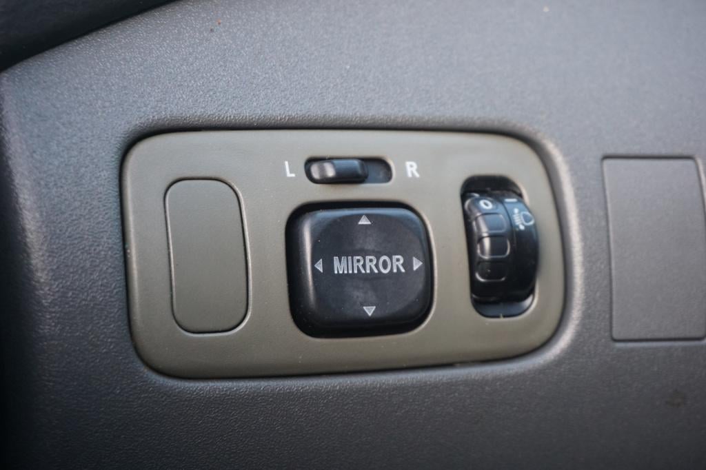 Toyota Yaris 1.0 vvt-i airco / elektr. ramen / apk t/m 06-2027