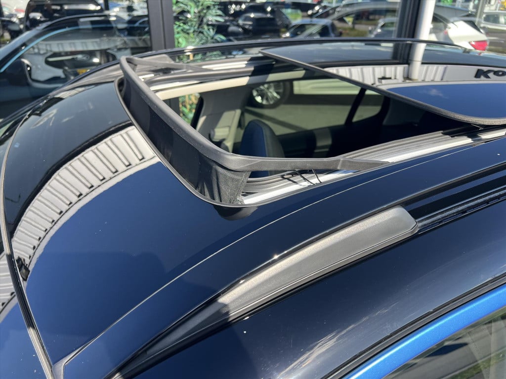 Lynk & Co 01 1.5 261pk phev plug inn hybrid ,360gr camera ,adaptive cc , pa