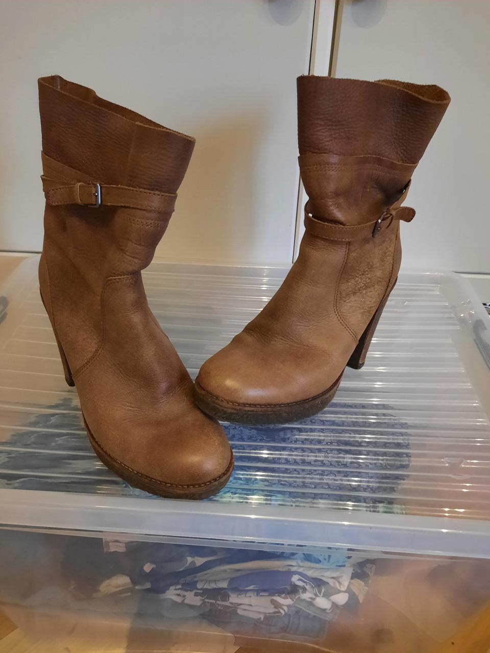 Laarzen Fred de la Bretonniere