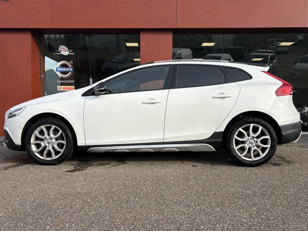 Volvo V40 cross country 2.0 t4 summum automaat | leer | trekhaak | styling 