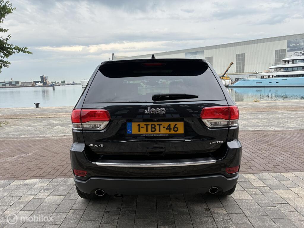 Jeep Grand Cherokee 3.0CRD Limited 4X4 Pano km185.990 BJ2014