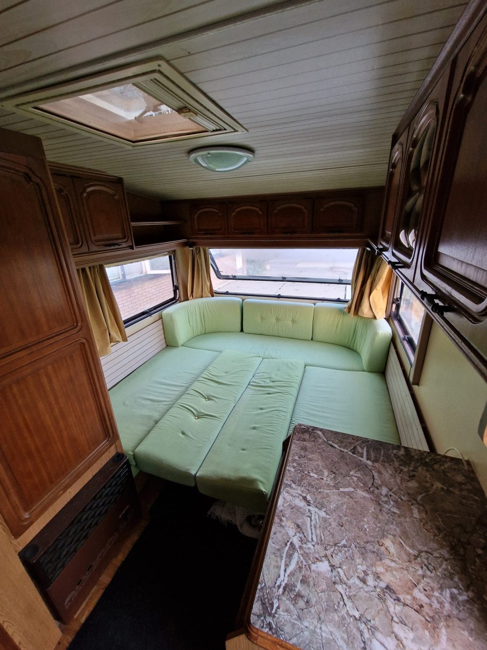Lichte Caravan in goede staat