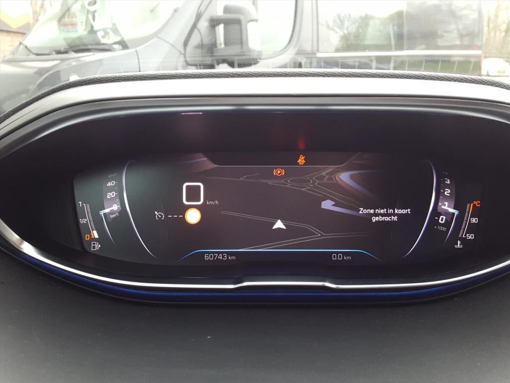 Peugeot 5008 1.2 130pk s&s allure pack business 7p apple carplay & android 