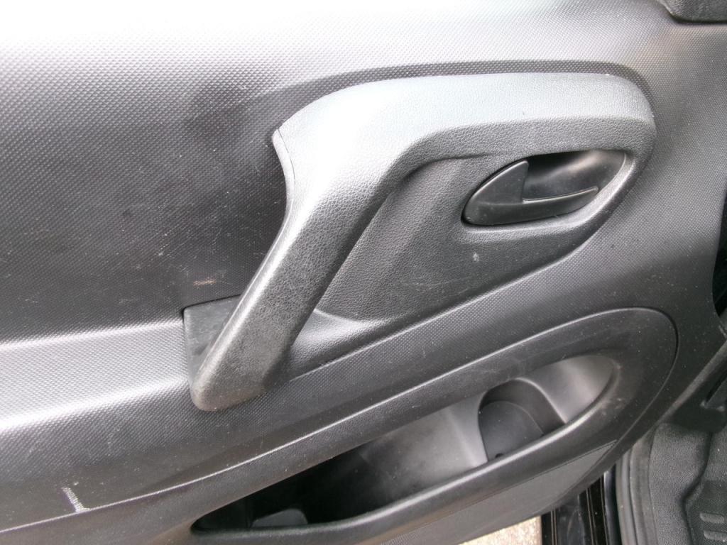 Citroen Berlingo 1.6 e-hdi 90pk club 3-zits, airco, cr.contr.