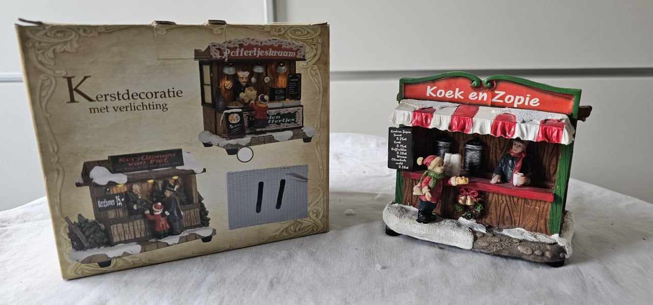 Compleet Kerstdorp met accessoires (advertentie 1 van 3)