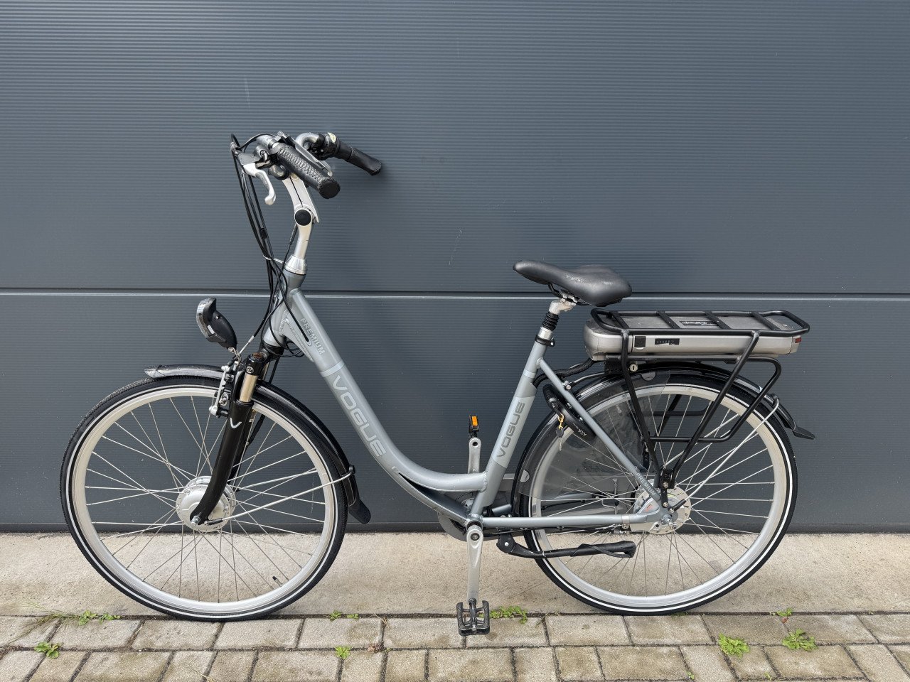 Zeer nette Vogue Premium elektrische fiets 480WH!