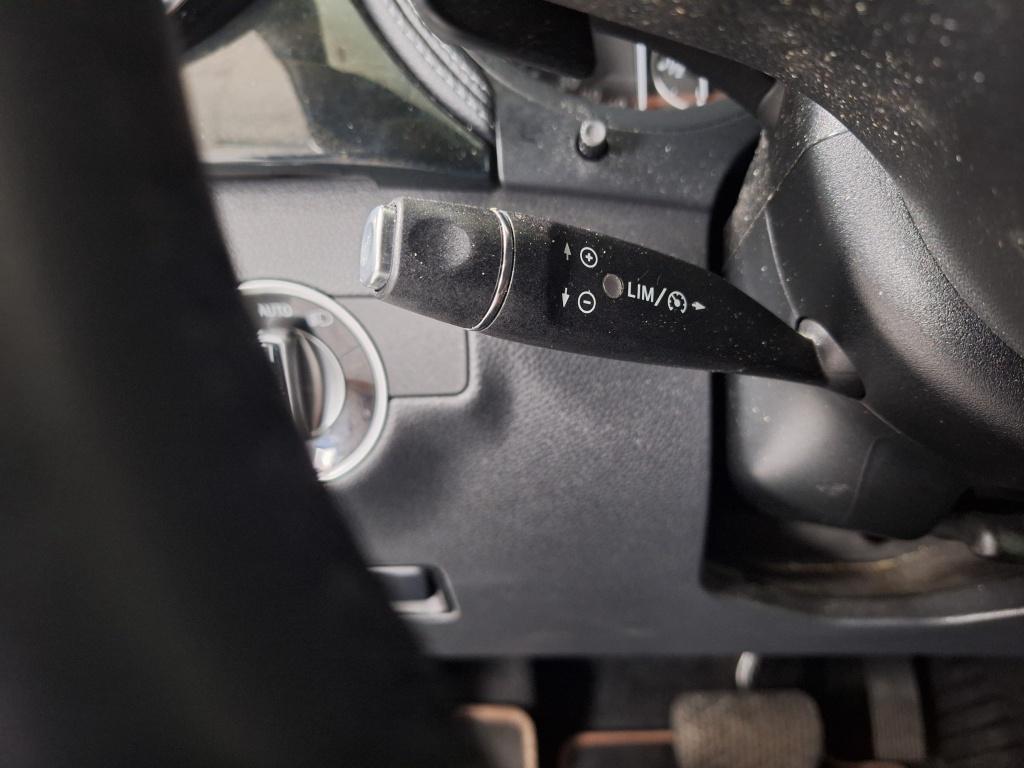 Mercedes-Benz B-Klasse 180 | stoelverwarming |