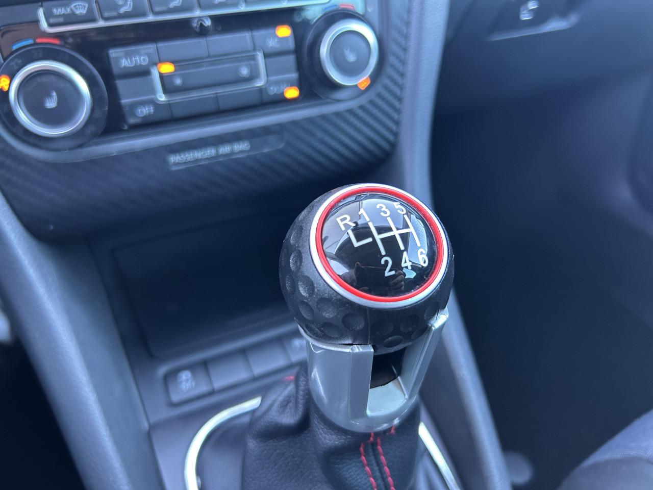 Volkswagen Golf 1.2 TSI Style BlueMotion/CRUISE CONT/CARPLAY